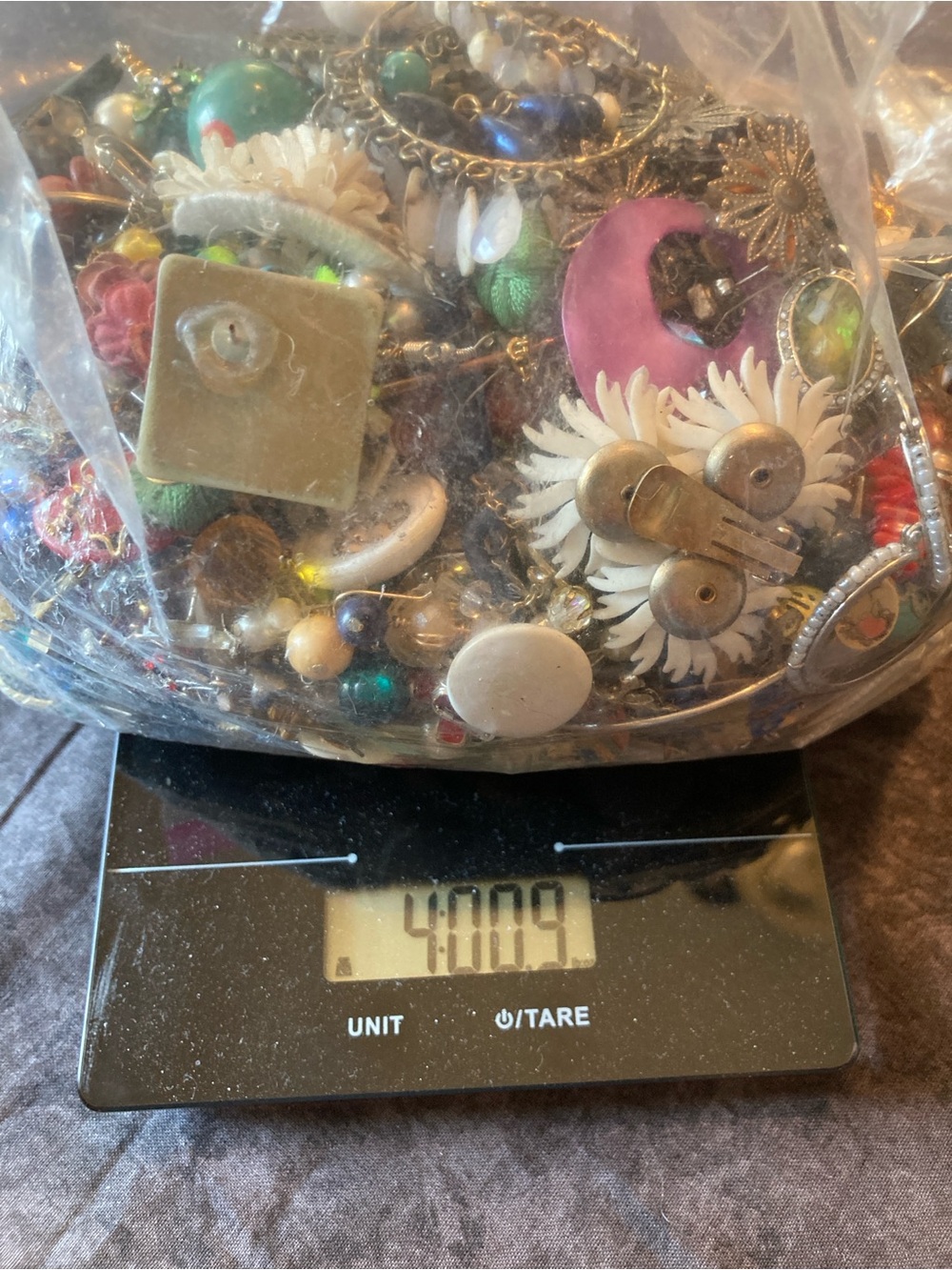 4 LB of Earrings both Singles & Matches